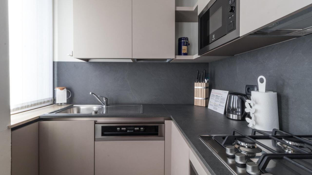 Italianway - Zara 63 Apartamento Milão Exterior foto